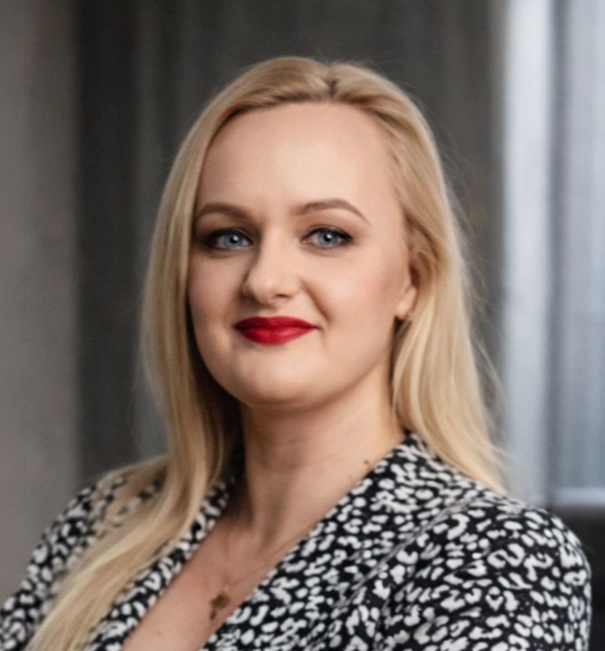 Anna Choduń, Konsult